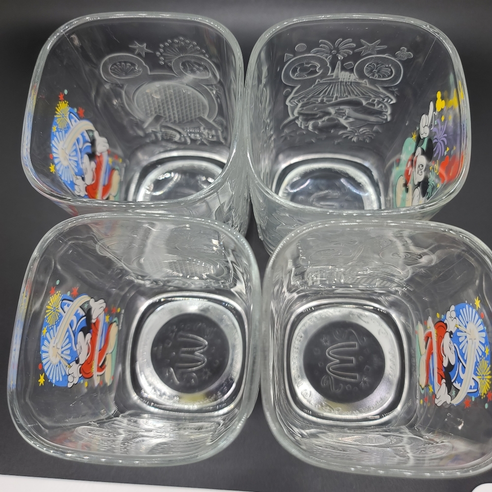 2000 Walt Disney World/ McDonald's Celebration Glasses. - Picture 7 of 16